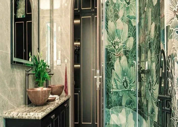 Biệt thự Chuỗi 5 Ngủ Sun Grand Ferria - Trung Tâm Bãi Cháy- Sát Biển Hạ Long